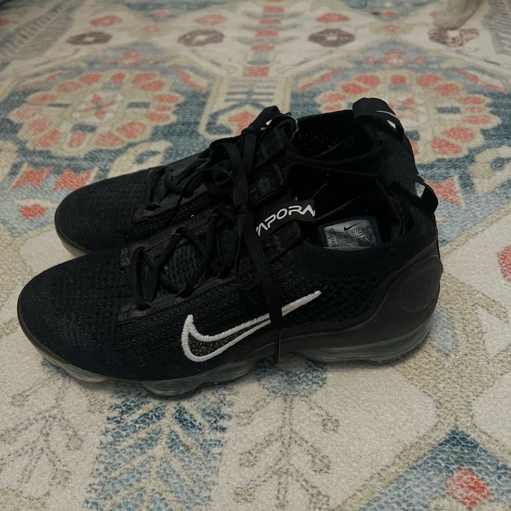Nike vapor maxs women’s size 6.5